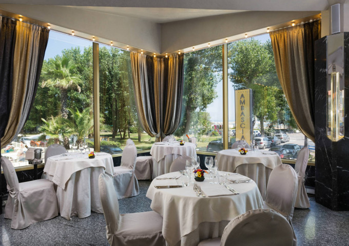 media.ambasciatori-hotel-rimini_1