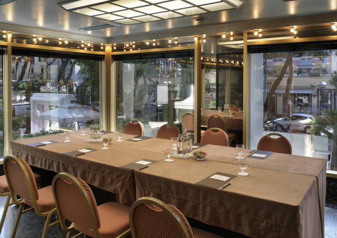 media.sala_topazio_hotel_ambasciatori_rimini_2