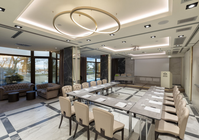 media.sala_congressi_corallo_hotel_rimini_13