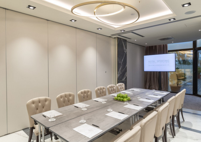 media.sala_congressi_corallo_hotel_rimini_17