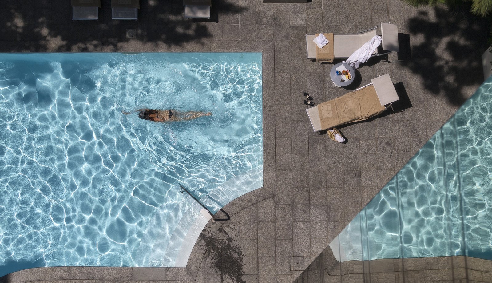 media.piscina hotel ambasciatori rimini
