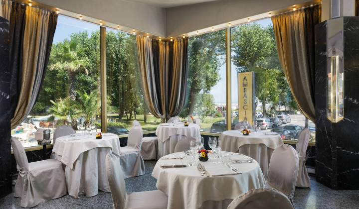 media.ambasciatori-hotel-rimini_1